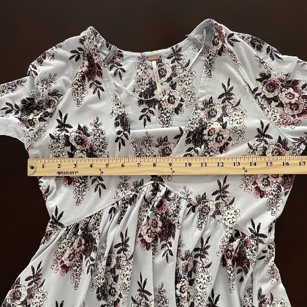 Free People Speak Easy Babydoll Floral Top Sz M Bell Sleeve Boho Cottage Western - Picture 11 of 13